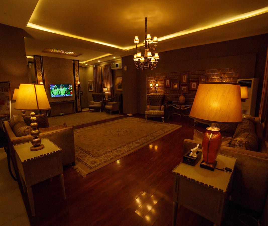 Shelton'S Rezidor Hotell Peshawar Eksteriør bilde